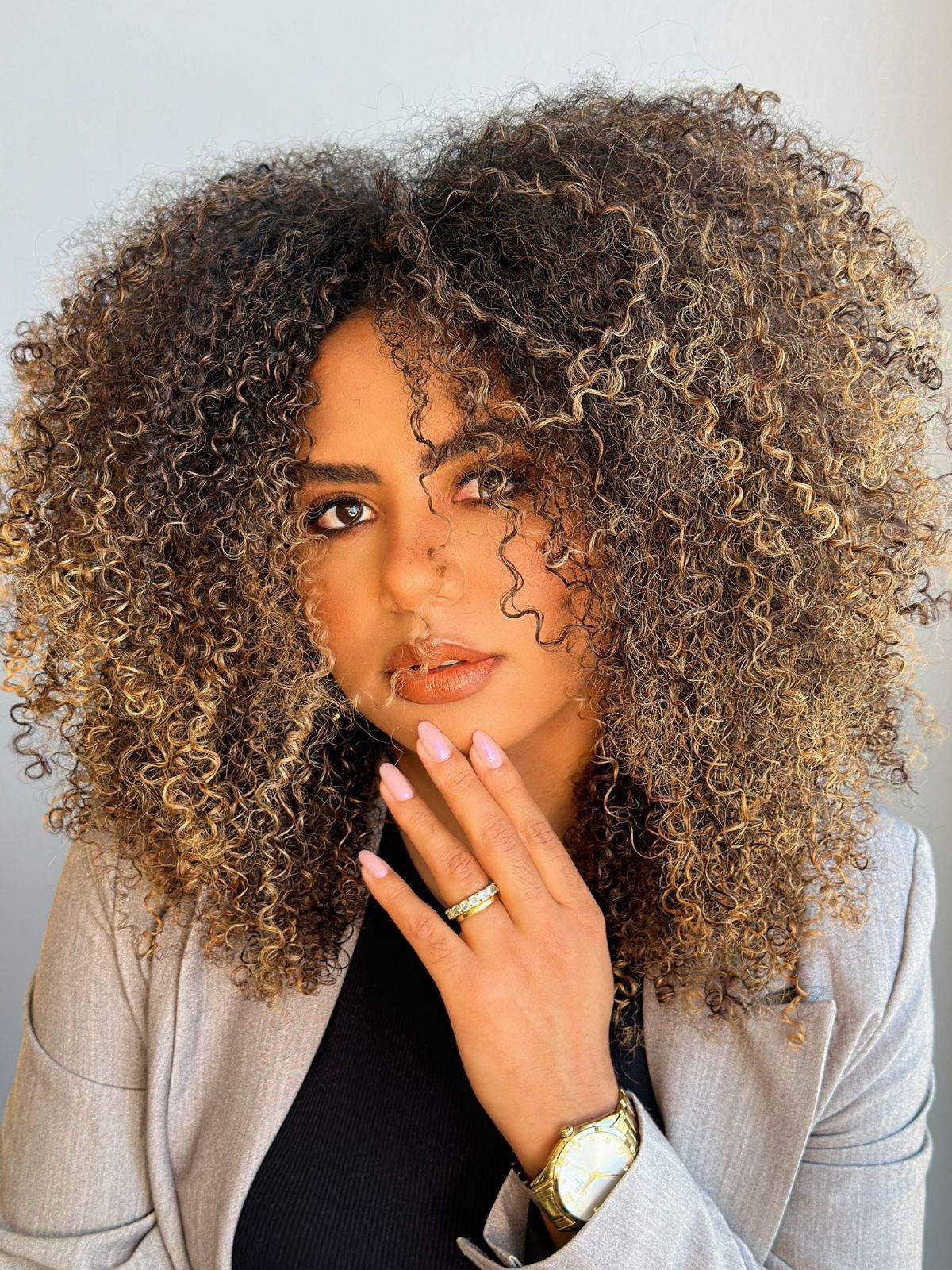 Retrato profissional da Bruna Lopes